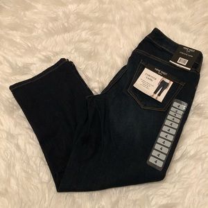 NWT! $59.50! Nine West Capri Size 4 Denim Women